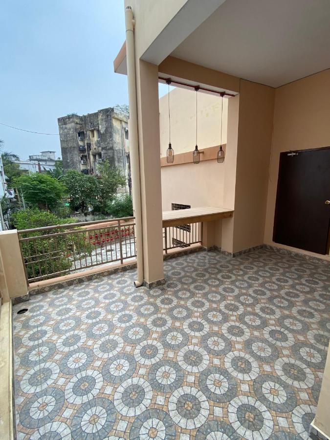 Backpackers Den Hostel Lucknow Exterior photo